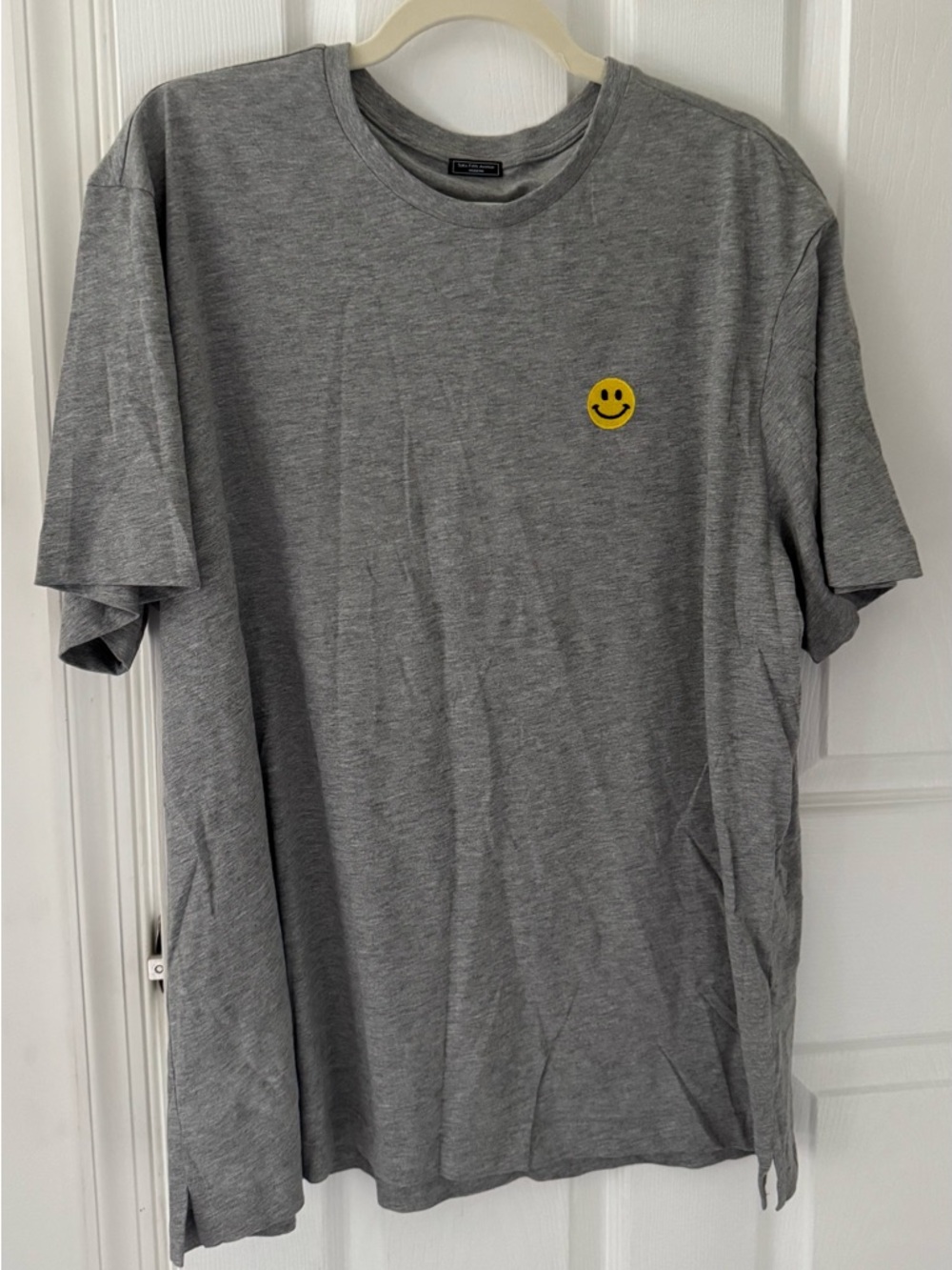 Saks Fifth Avenue Gray Short-Sleeve Crewneck with Yellow Smile Patch